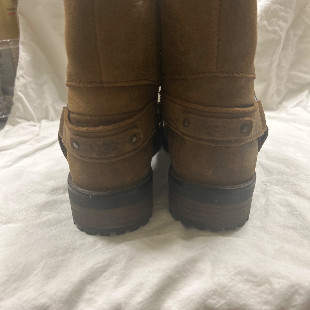 Ugg Sherpa Lined Boot Size 5.5 - image 3